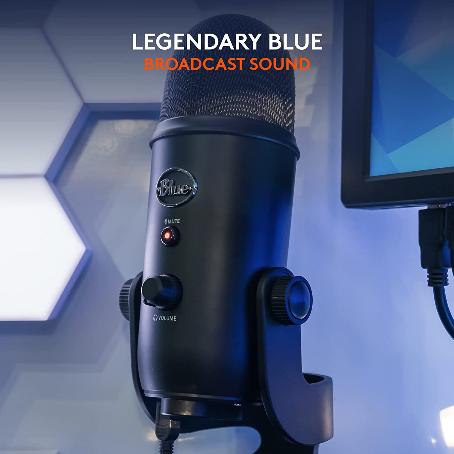 Yeti USB Microphone for Gaming, Streaming, Podcasting, Twitch, Youtube, Discord, Recording for PC and Mac, 4 Polar Patterns, Studio Quality Sound, Plug & Play-Blackout